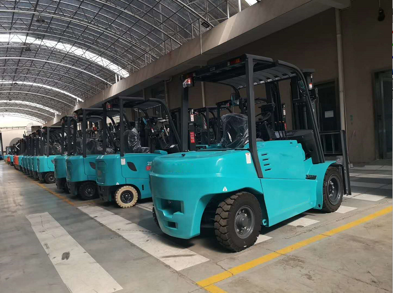 electric forklift